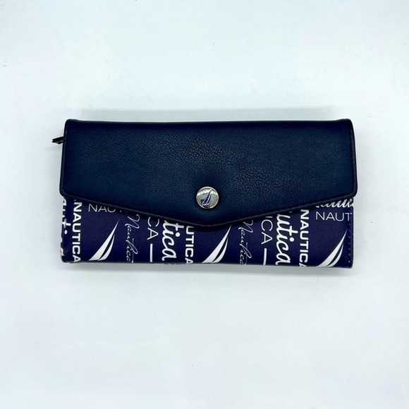Nautica navy blue logo snap wallet - Picture 1 of 16
